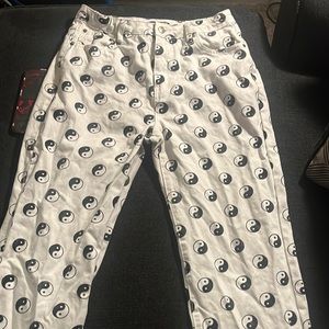 Fashion nova black & white jeans size 9